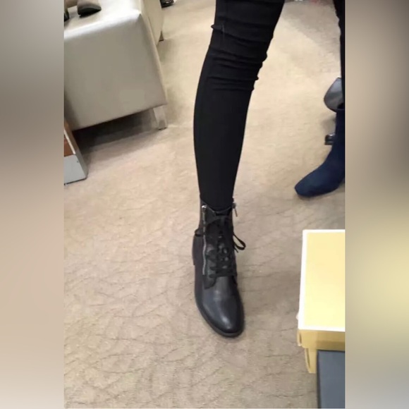 NIB Lucky Brand Womens Hildran Leather Almond Toe Ankle Boots Black Size 6M - Picture 8 of 12